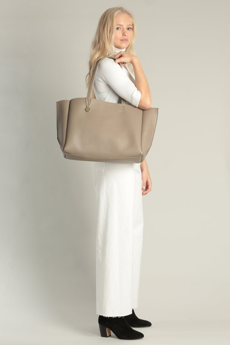 Large Tote - Taupe Pebble