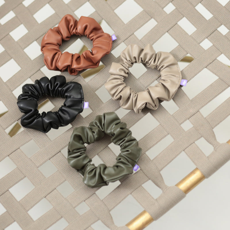 Vegan Leather Scrunchie - Black